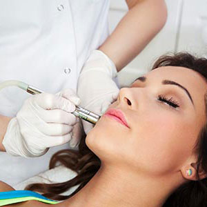 Huntington, NY area patients ask about the effects of microdermabrasion